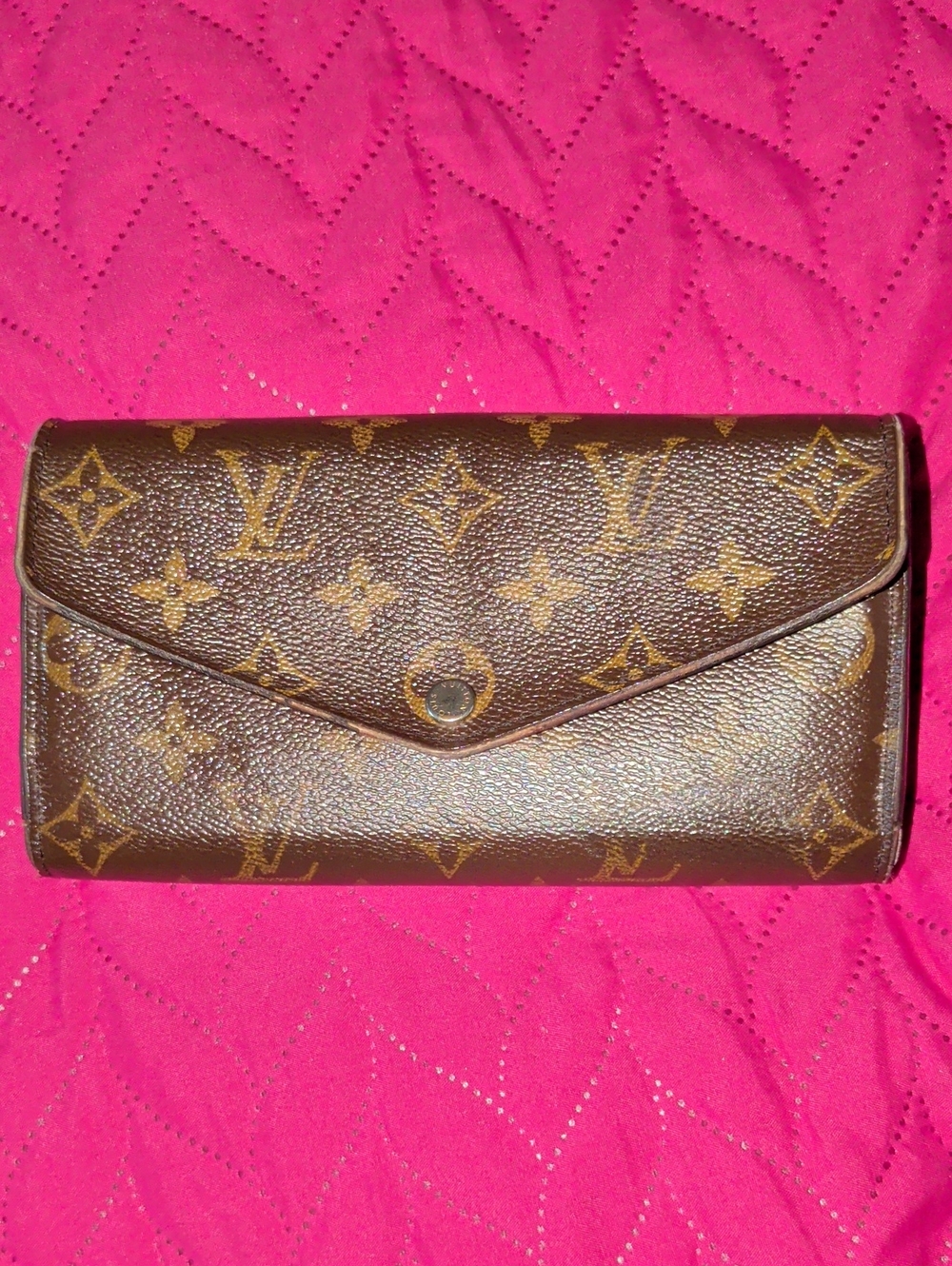 Authentic Louis Vuitton Monogram Sarah Wallet Poppy Interior w/ Original Receipt
